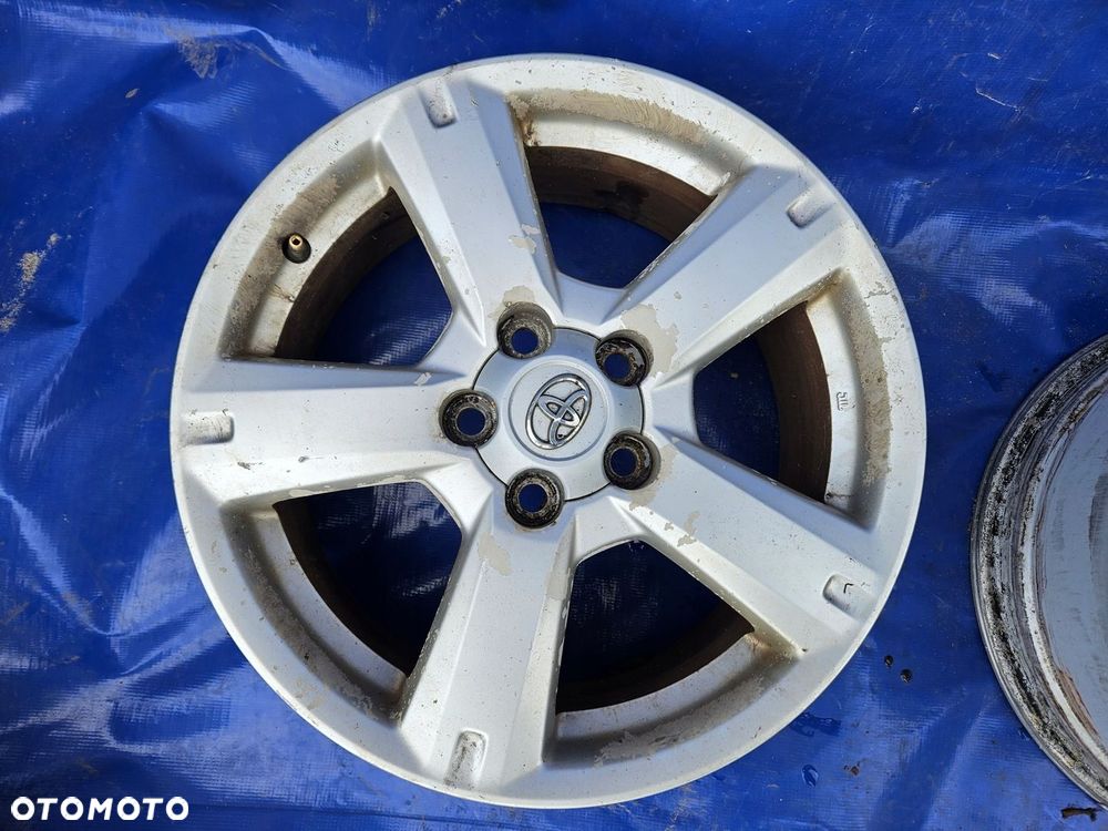 Toyota RAV4 00-05 06-12 felgi 17" 5x114,3 - 6