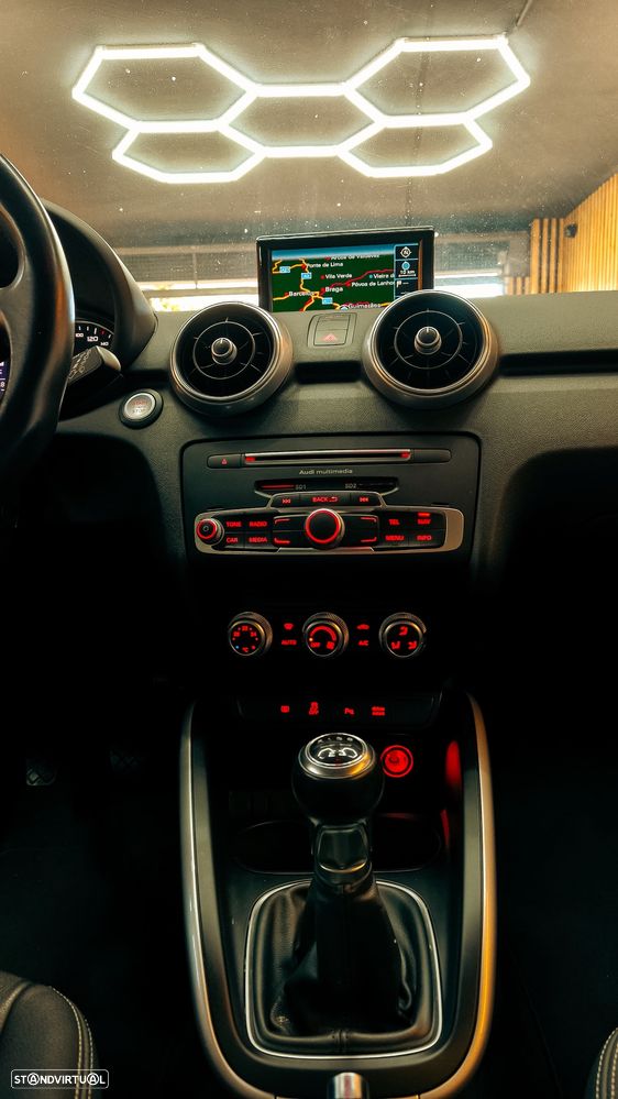 Audi A1 1.6 TDI Sport - 25