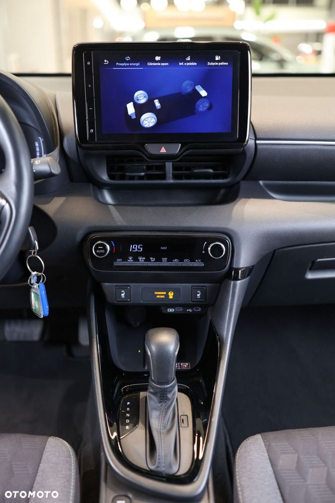 Toyota Yaris Hybrid 1.5 Style - 21