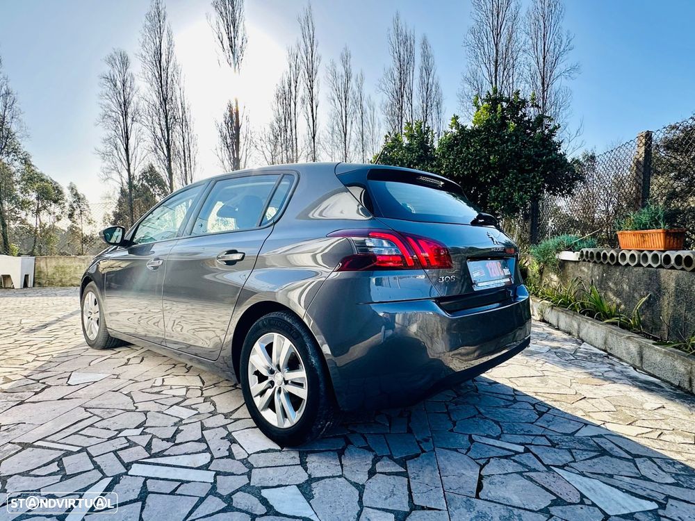 Peugeot 308 1.2 PureTech Style - 4