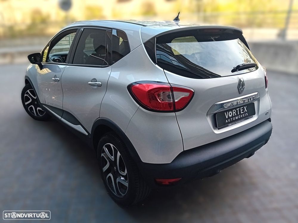 Renault Captur 1.5 dCi Exclusive - 6