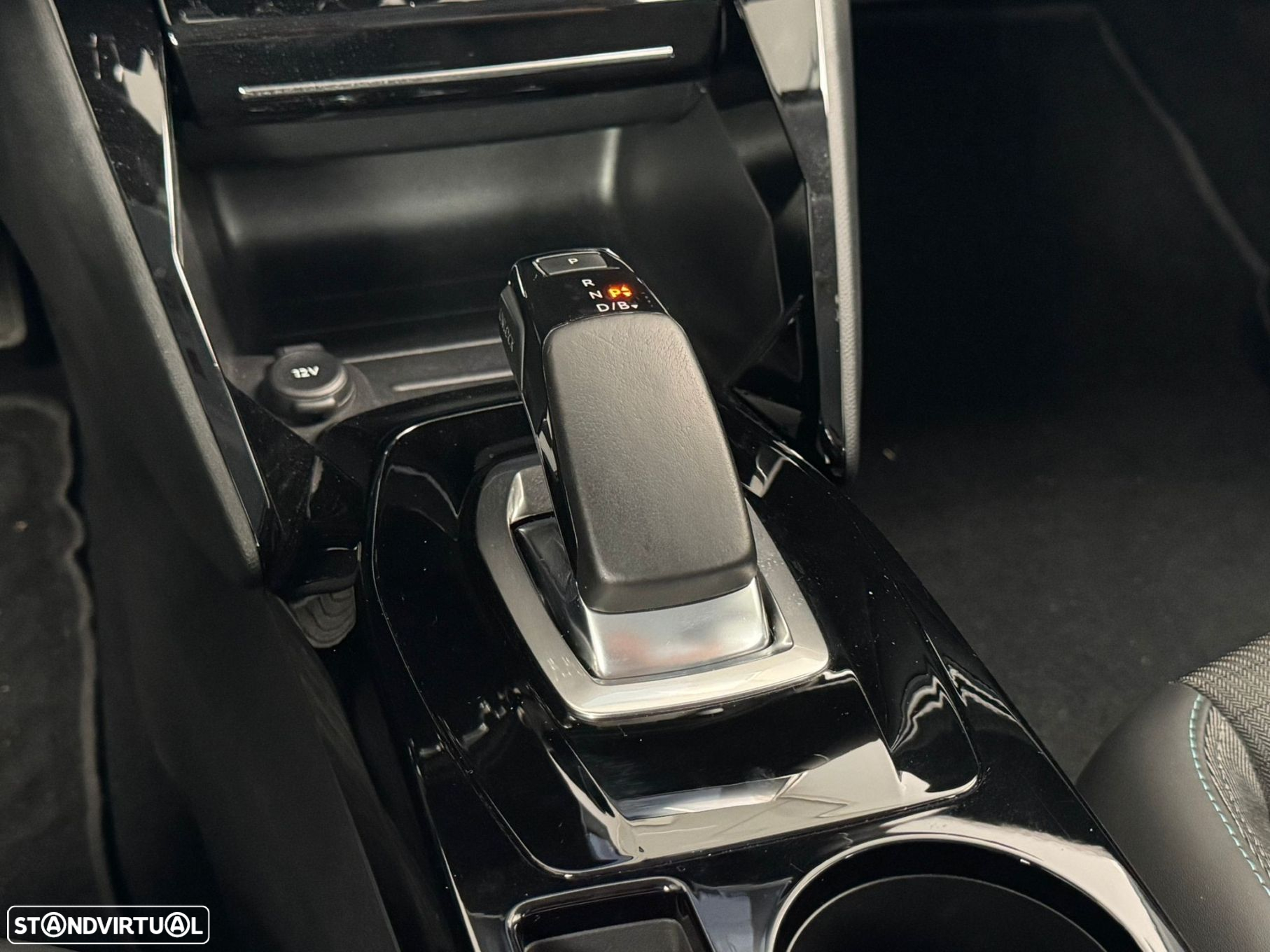 Peugeot e-208 50 kWh Allure Pack - 43