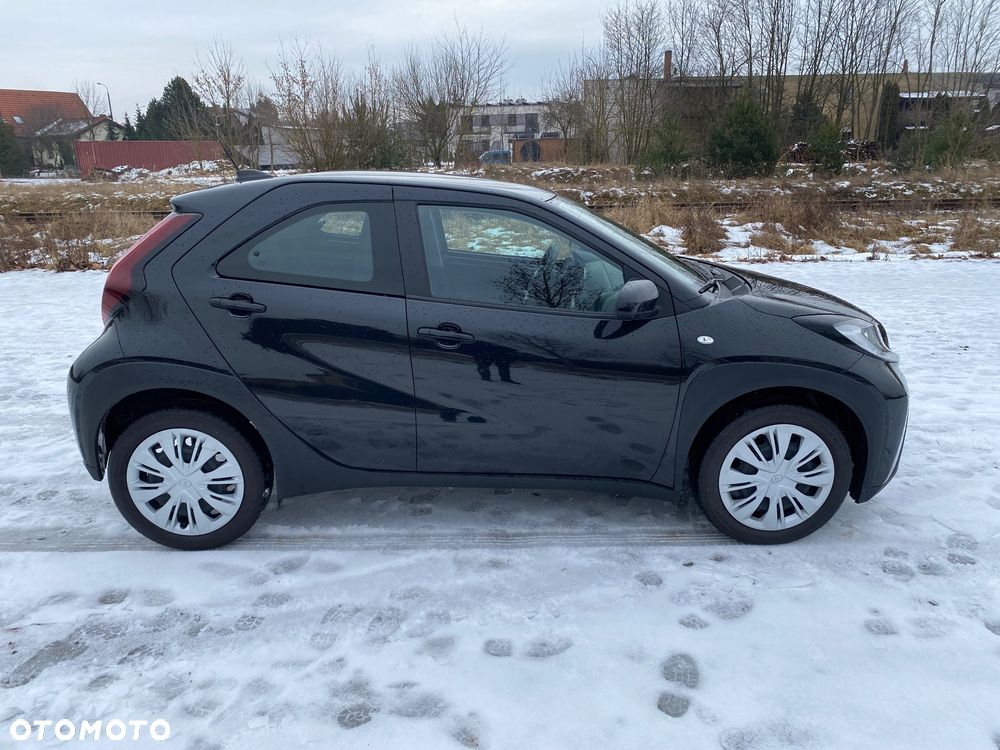Toyota Aygo X S-CVT Limited - 9