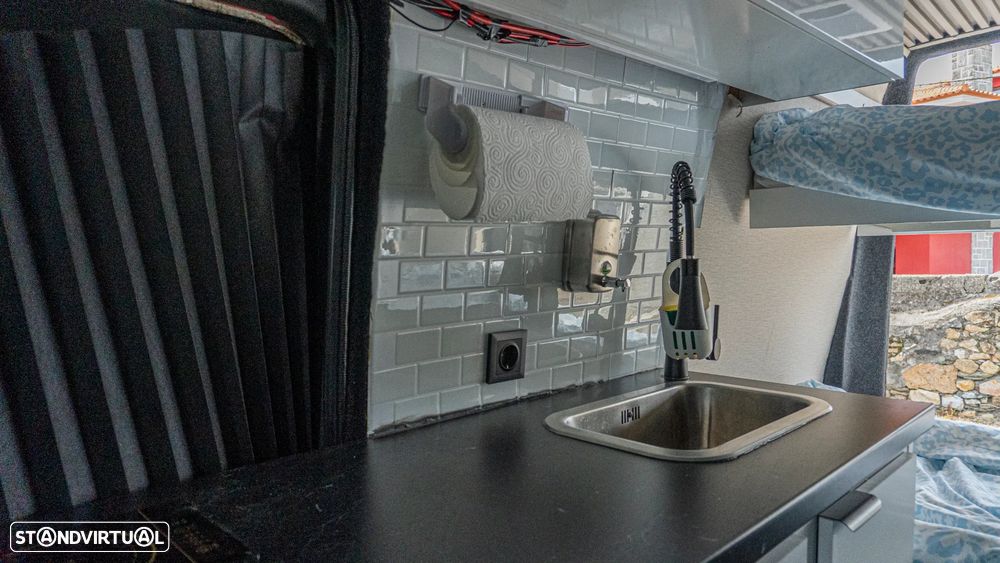 Mercedes-Benz Sprinter - 13