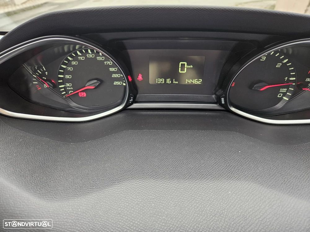 Peugeot 308 1.6 BlueHDi Allure - 2