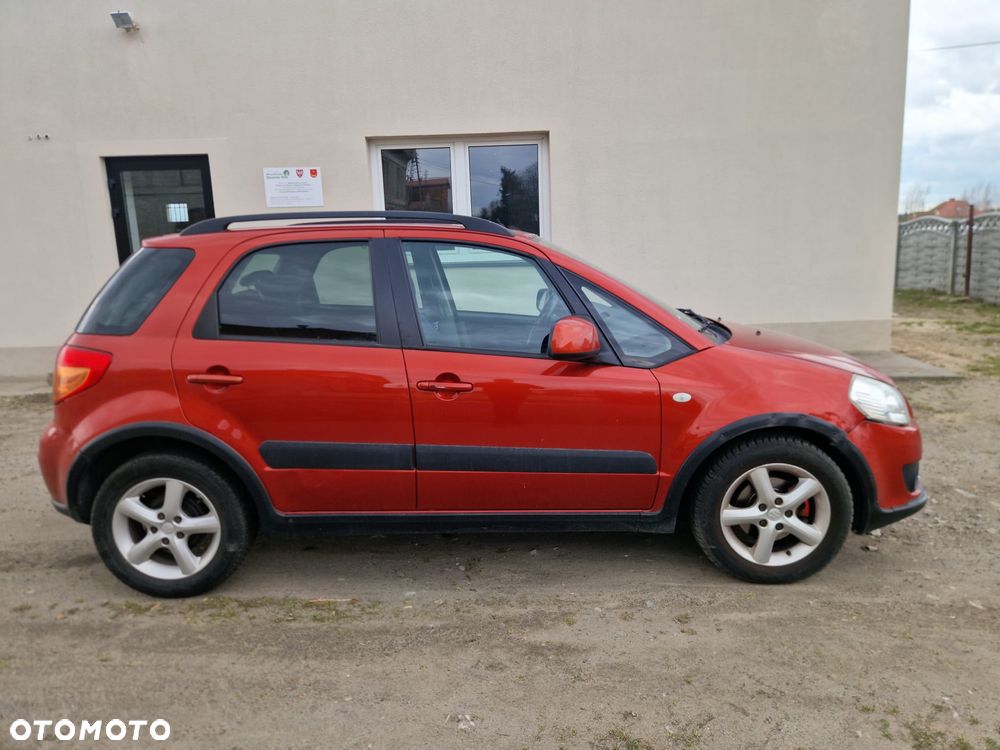 Suzuki SX4 1.6 VVT 4x2 Comfort - 3