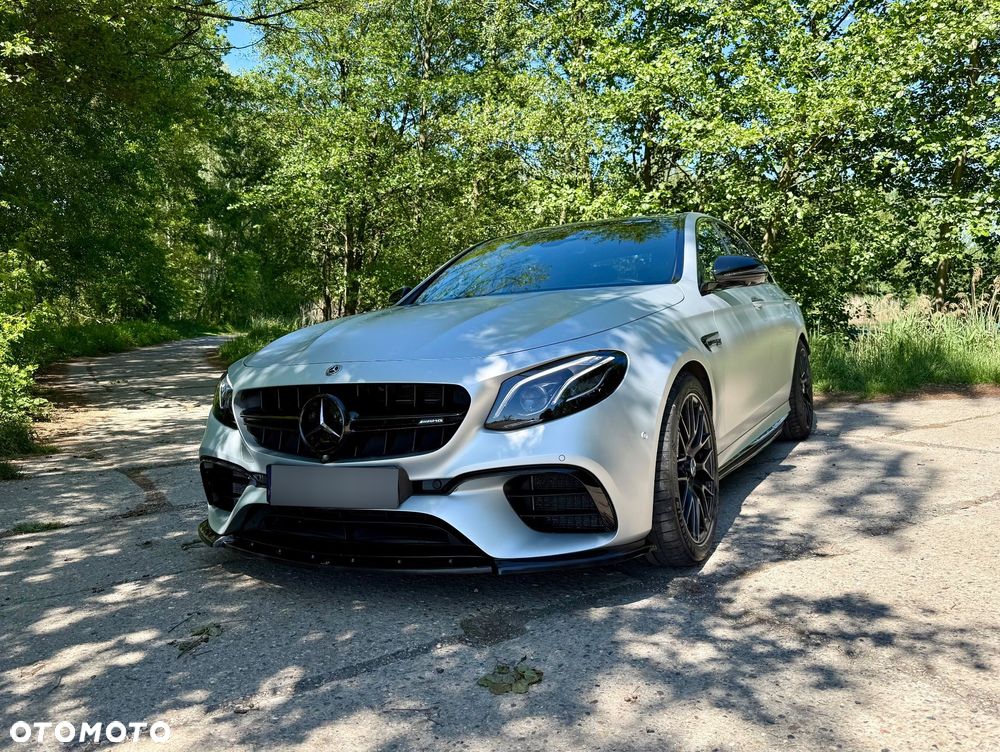 Mercedes-Benz Klasa E AMG 63 4-Matic+ - 2