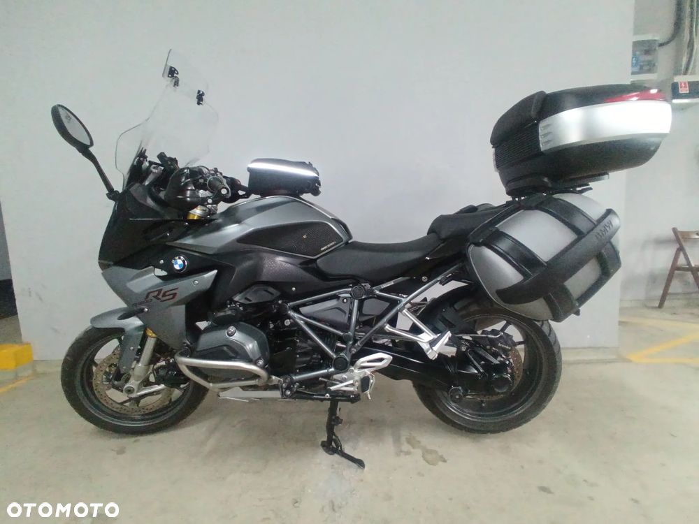BMW R - 1