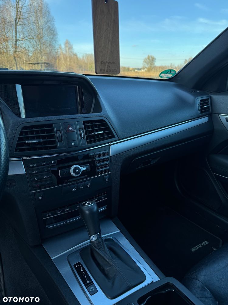 Mercedes-Benz Klasa E 350 CDI BlueEff - 9