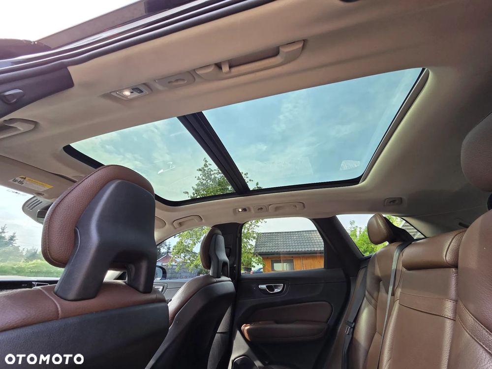 Volvo XC 60 T5 Geartronic Momentum - 14