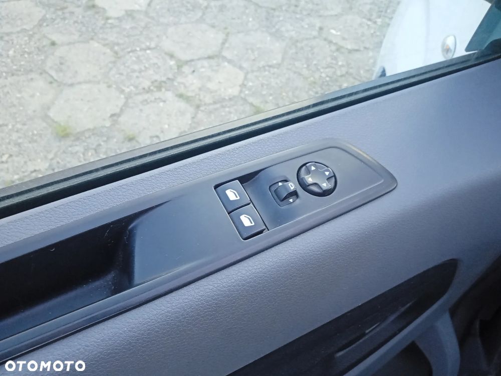 Peugeot EXPERT - 22