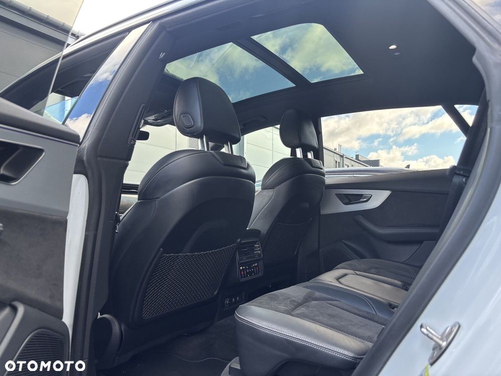 Audi Q8 - 31