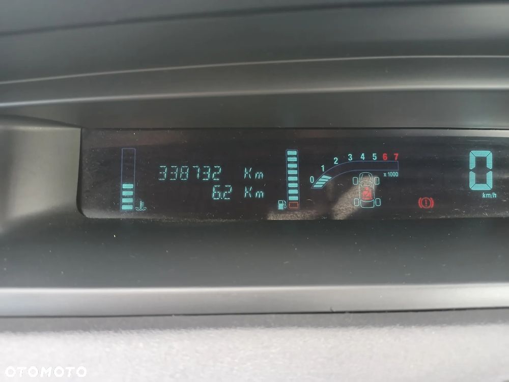 Renault Grand Scenic - 28