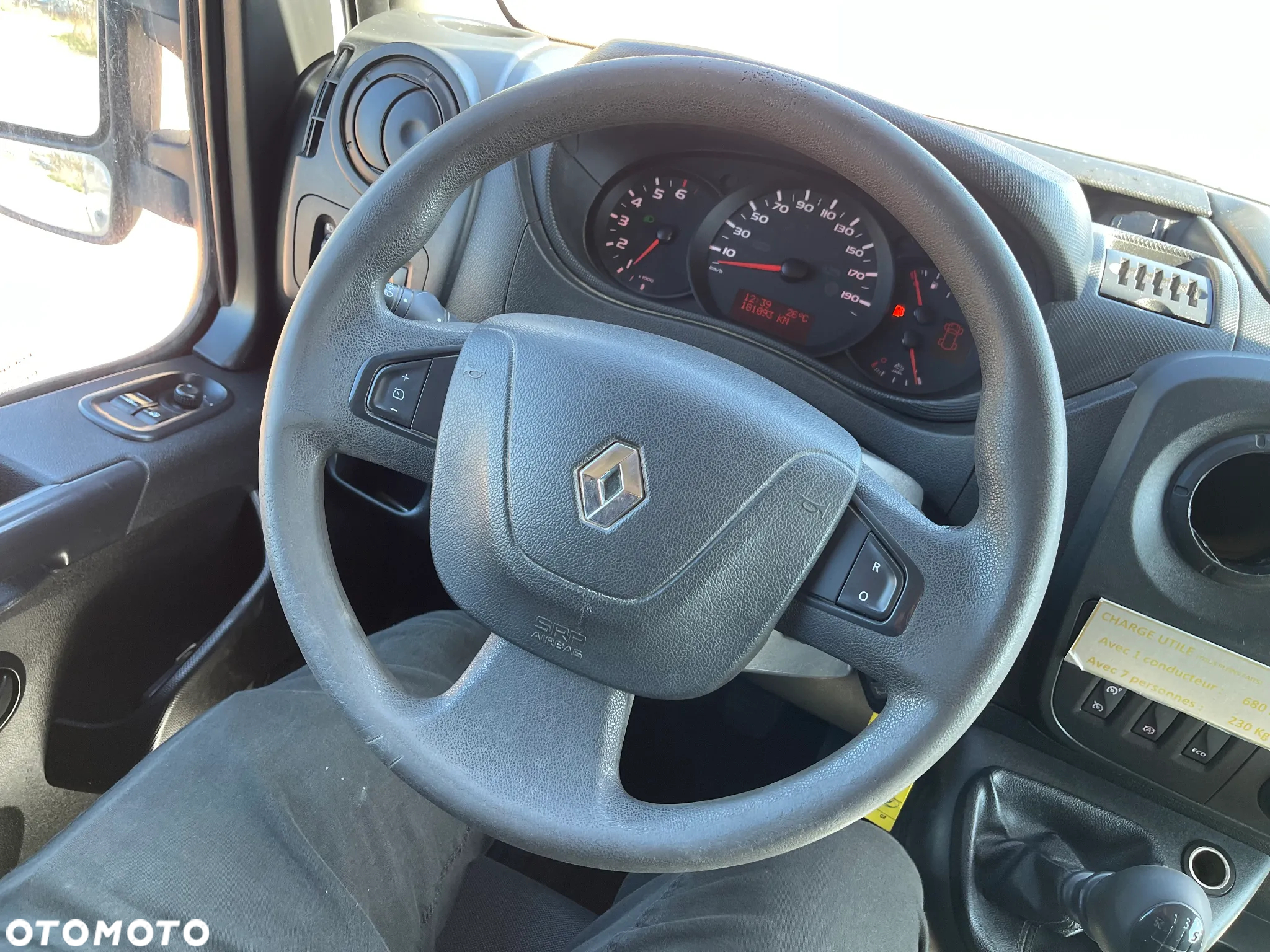 Renault Master Grudzień 2018 ROK*Niski przebieg 181.000 KM*Bardzo ładny*Klima,Kamera,Hak - 11