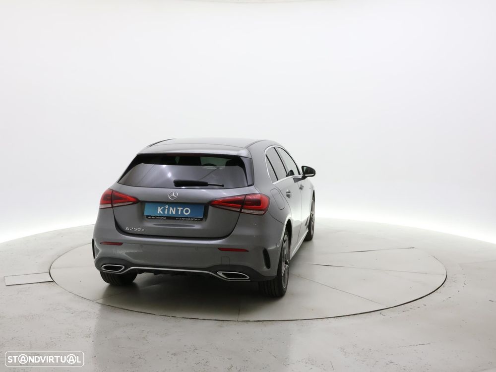 Mercedes-Benz A 250 e AMG Line - 6