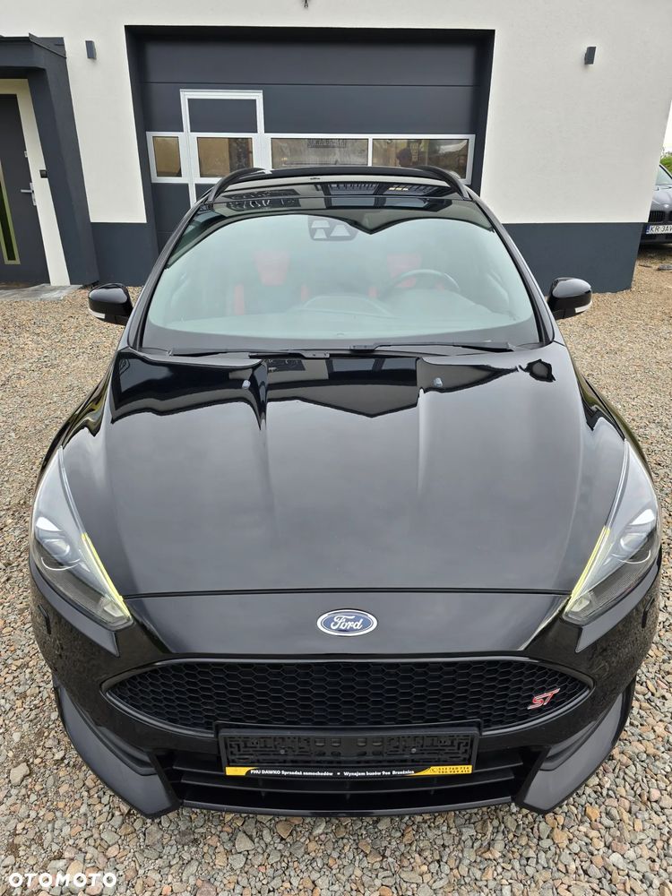 Ford Focus 2.0 EcoBoost ST mit Leder-Exclusiv-Paket - 25