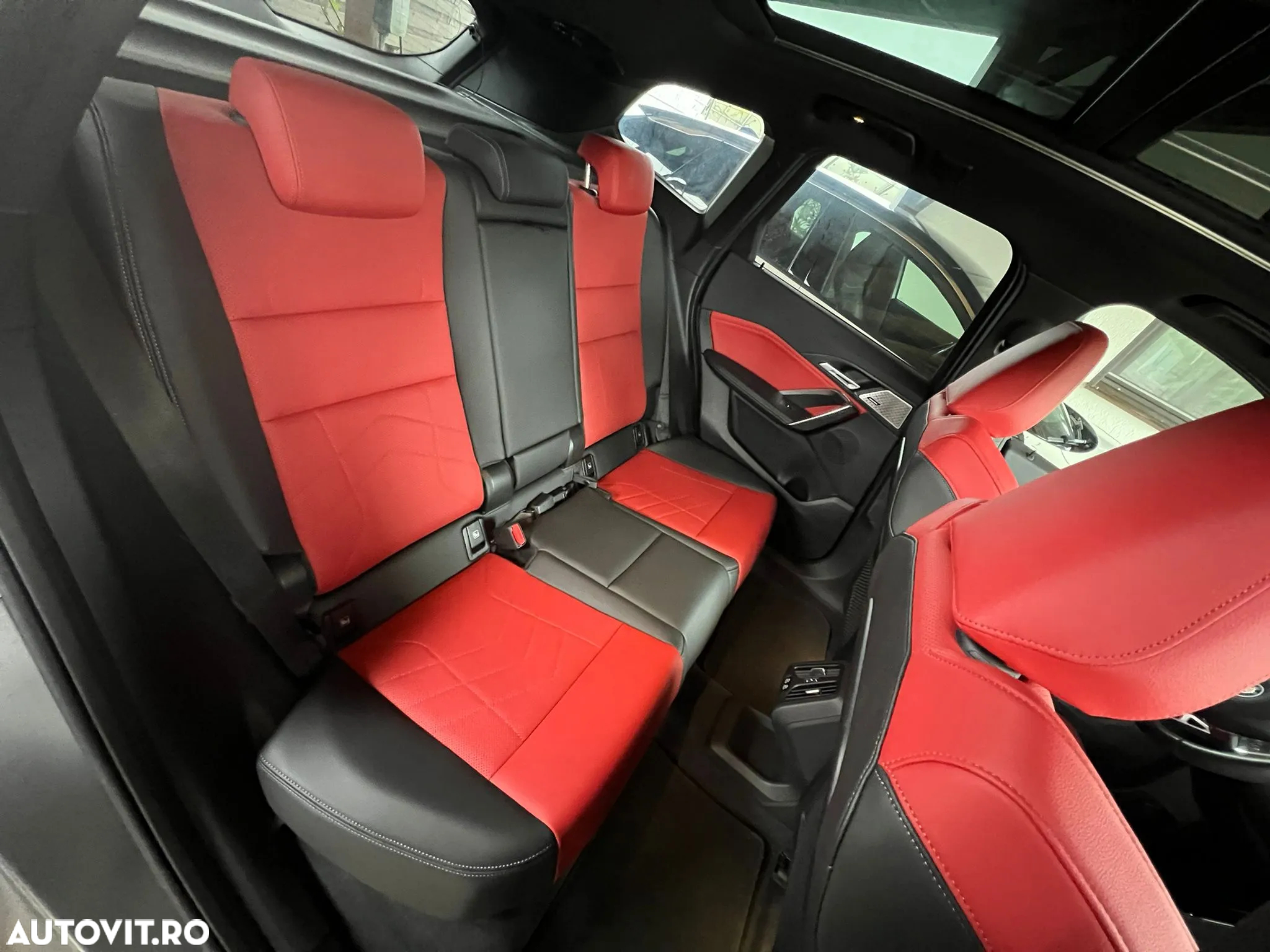 BMW iX1 - 11
