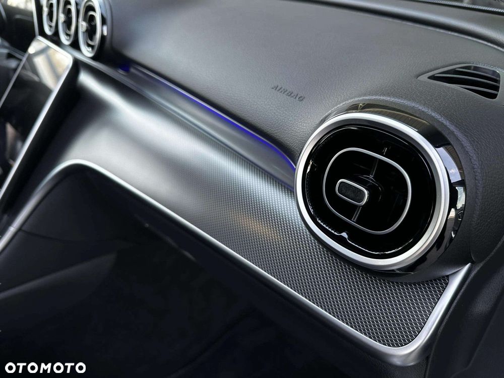 Mercedes-Benz Klasa C 300 de PHEV 4-Matic Avantgarde - 13
