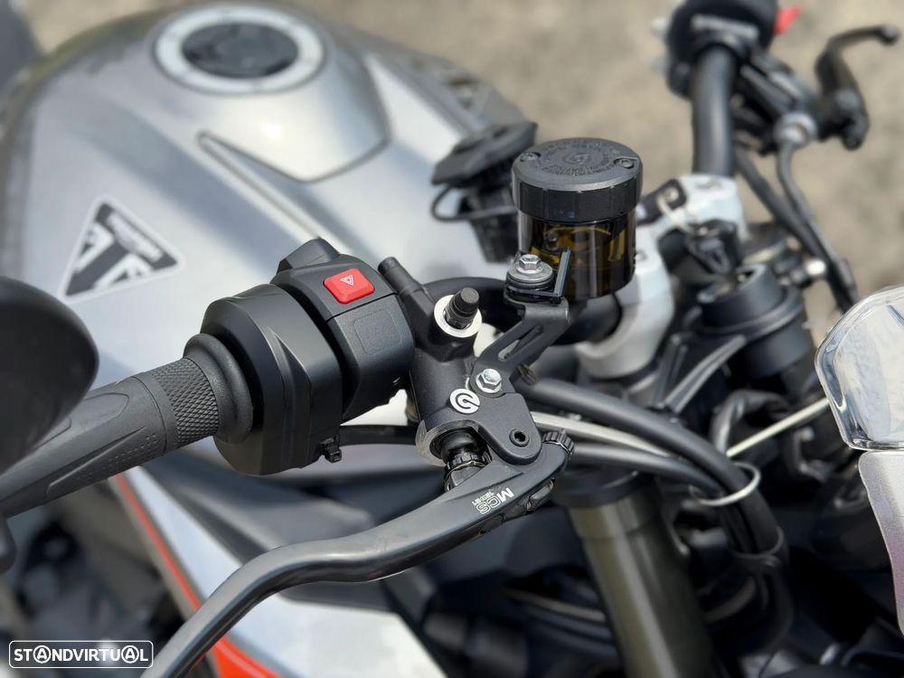 Triumph Street Triple 765 RS - 5