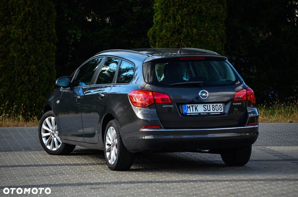 Opel Astra 1.4 Turbo Style - 23