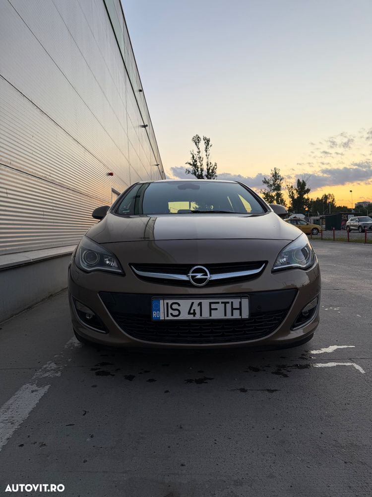 Opel Astra 1.7 CDTI ECOTEC Cosmo - 1