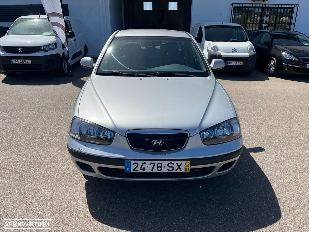 Hyundai Elantra 2.0 CRDi GLS - 8