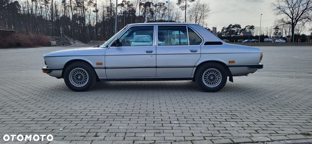BMW Seria 5 - 13