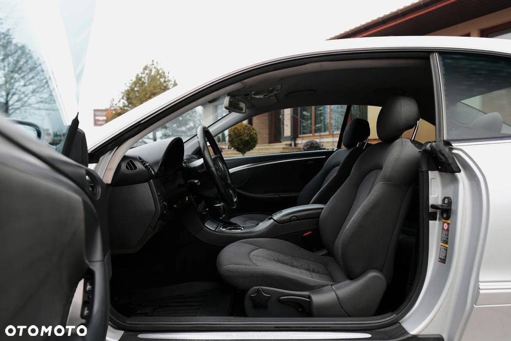 Mercedes-Benz CLK 200 Kompressor Automatik Avantgarde - 32