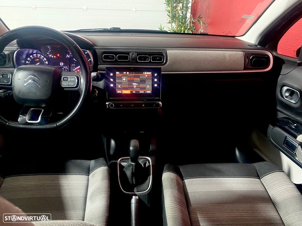 Citroën C3 1.2 PureTech Shine - 43