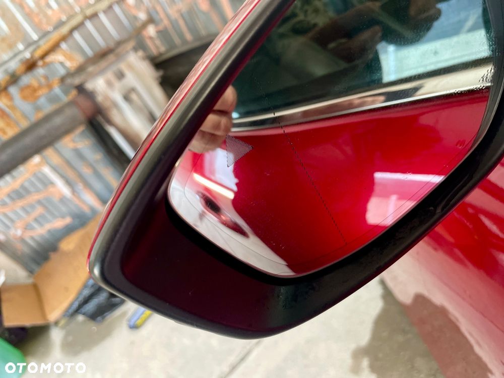 Mazda 3 e-SKYACTIV-G 122 M HYBRID DRIVE EXCLUSIVE-LINE - 36