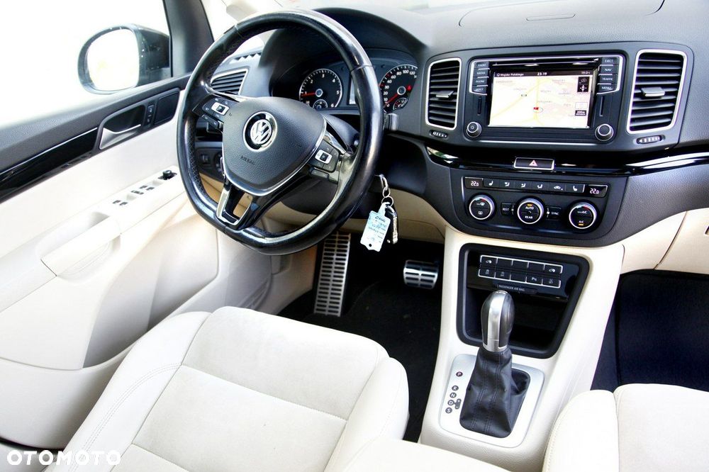 Volkswagen Sharan 2.0 TDI DSG (BlueMotion Technology) Highline - 18
