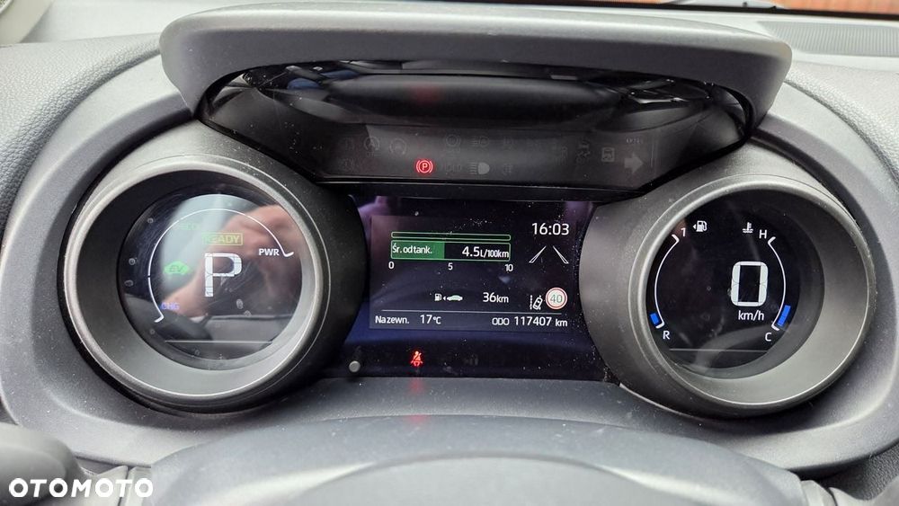 Toyota Yaris 116 1.5 VVT-i Comfort - 22