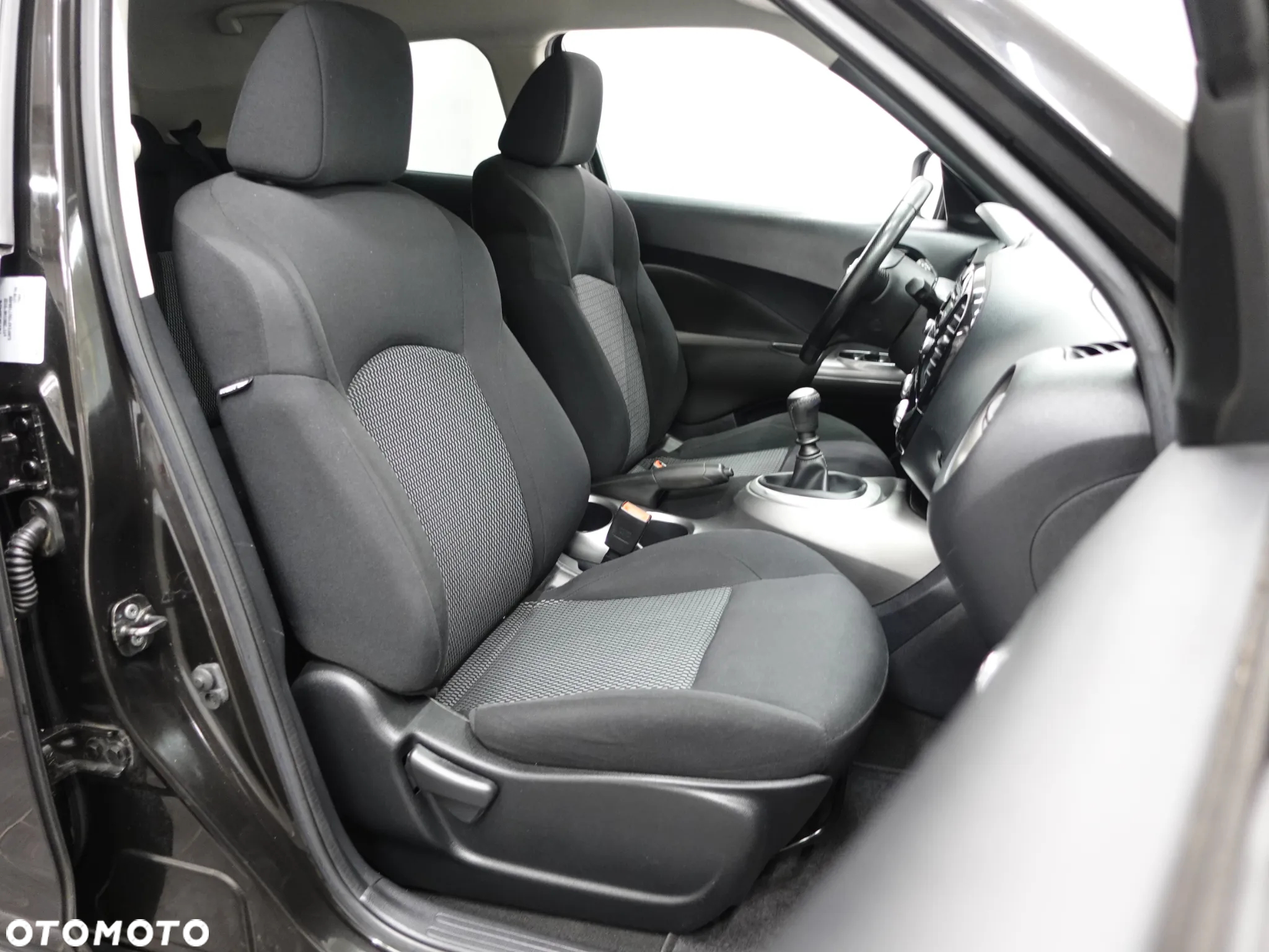 Nissan Juke 1.2 DIG-T Acenta EU6 - 29