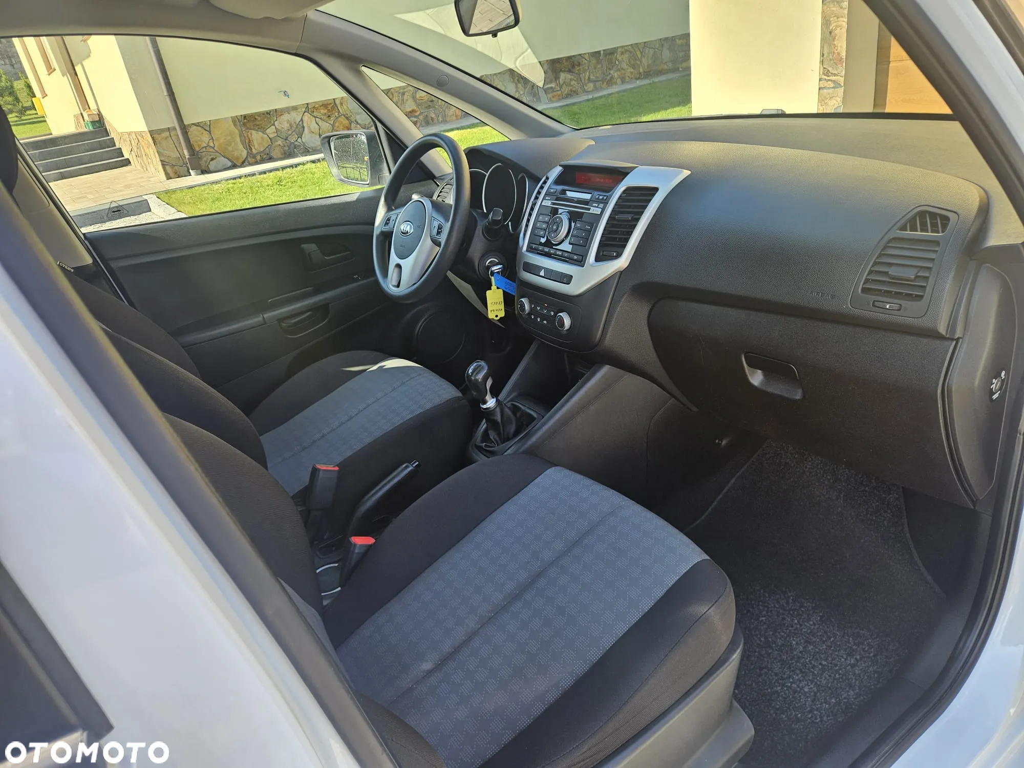 Kia Venga 1.4 Business Line - 12