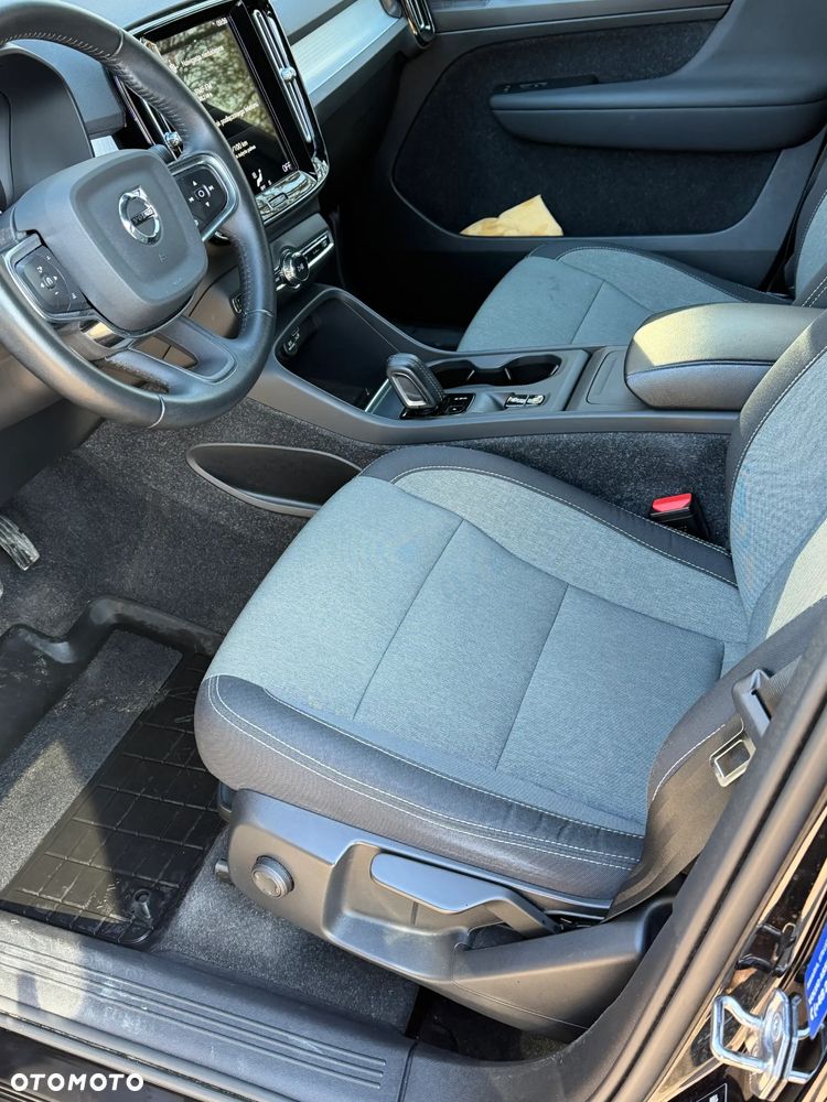 Volvo XC 40 T3 Momentum Pro - 8