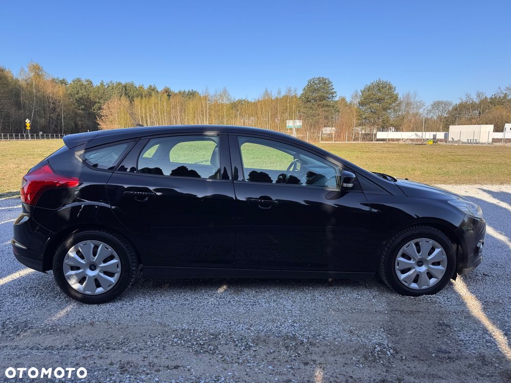 Ford Focus 1.6 TDCi DPF Start-Stopp-System Ambiente - 8