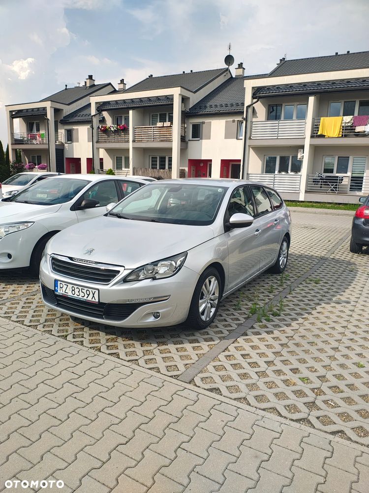 Peugeot 308 1.6 HDi Active - 1