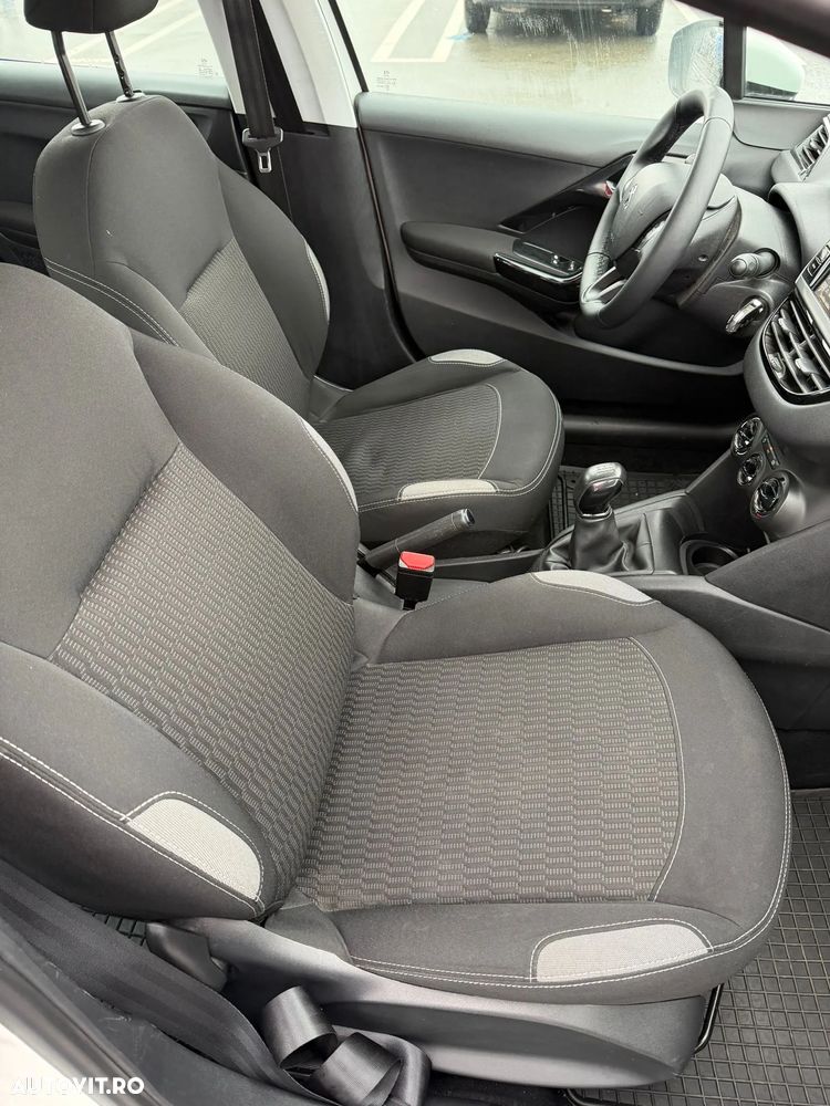 Peugeot 208 PureTech 68 Urban Move - 13