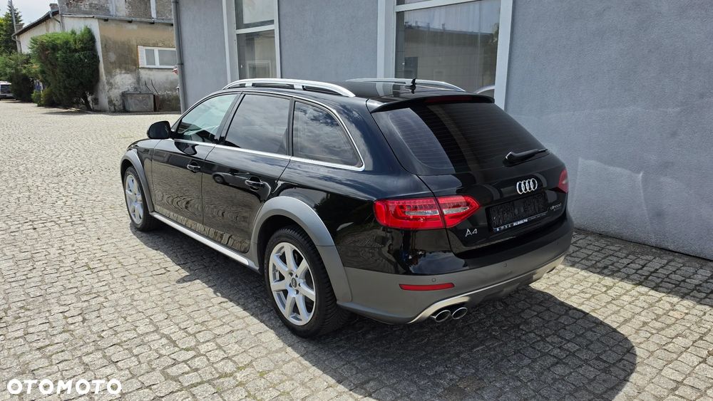 Audi A4 Allroad 2.0 TDI DPF S tronic - 5