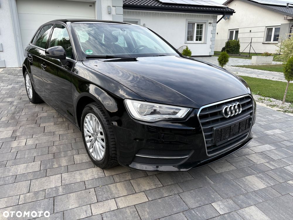 Audi A3 Sportback 1.4 TFSI Ambiente - 3