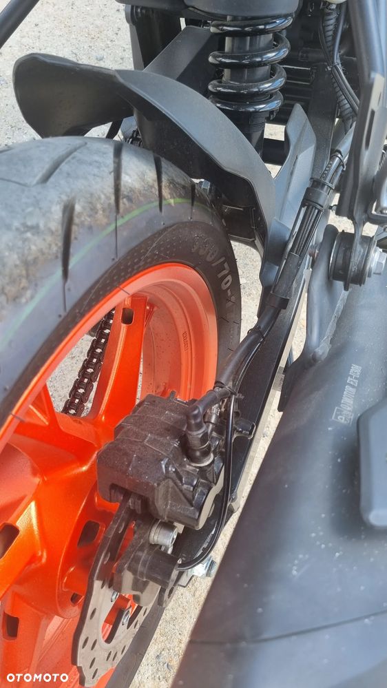 QJMOTOR TRX 125 - 6