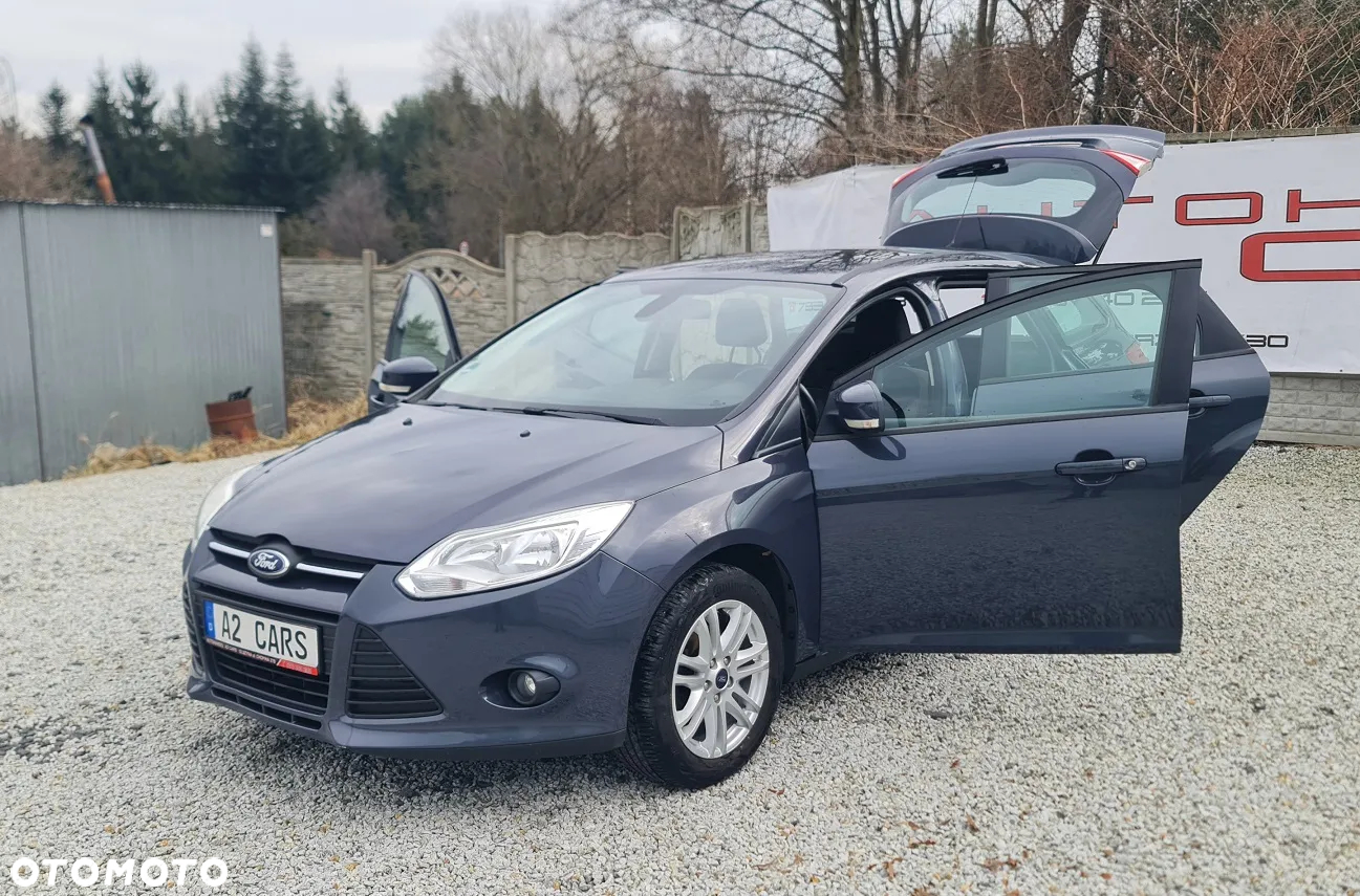 Ford Focus 1.6 Edition - 11