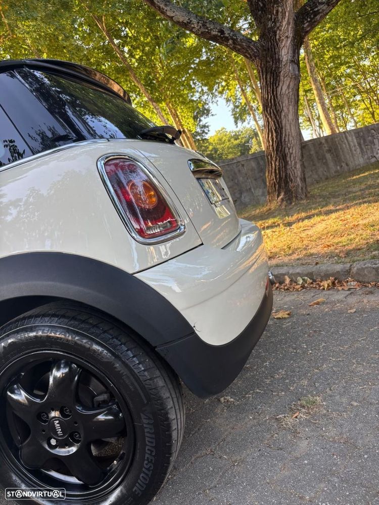 MINI 3 Portas Cooper D - 11