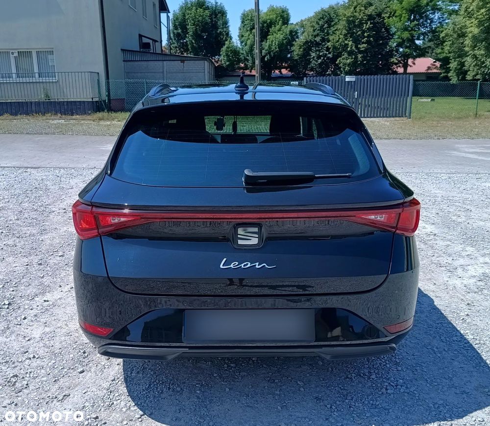 Seat Leon 1.5 eTSI Xcellence DSG - 5