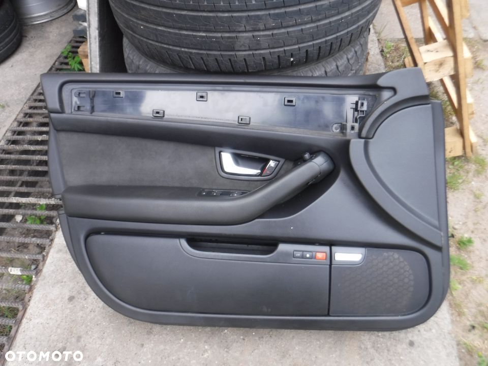 Audi A8 D3 Lift   tapicerki boczki drzwi bose EUROPA komplet - 3