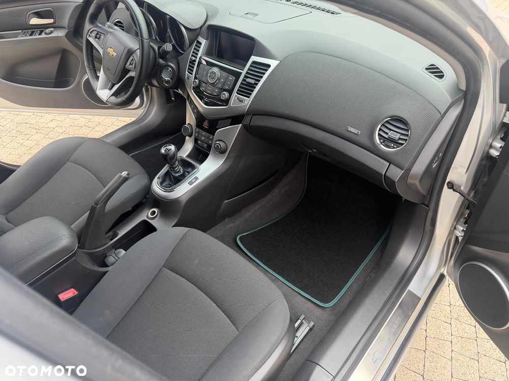Chevrolet Cruze 2.0 LTZ - 18