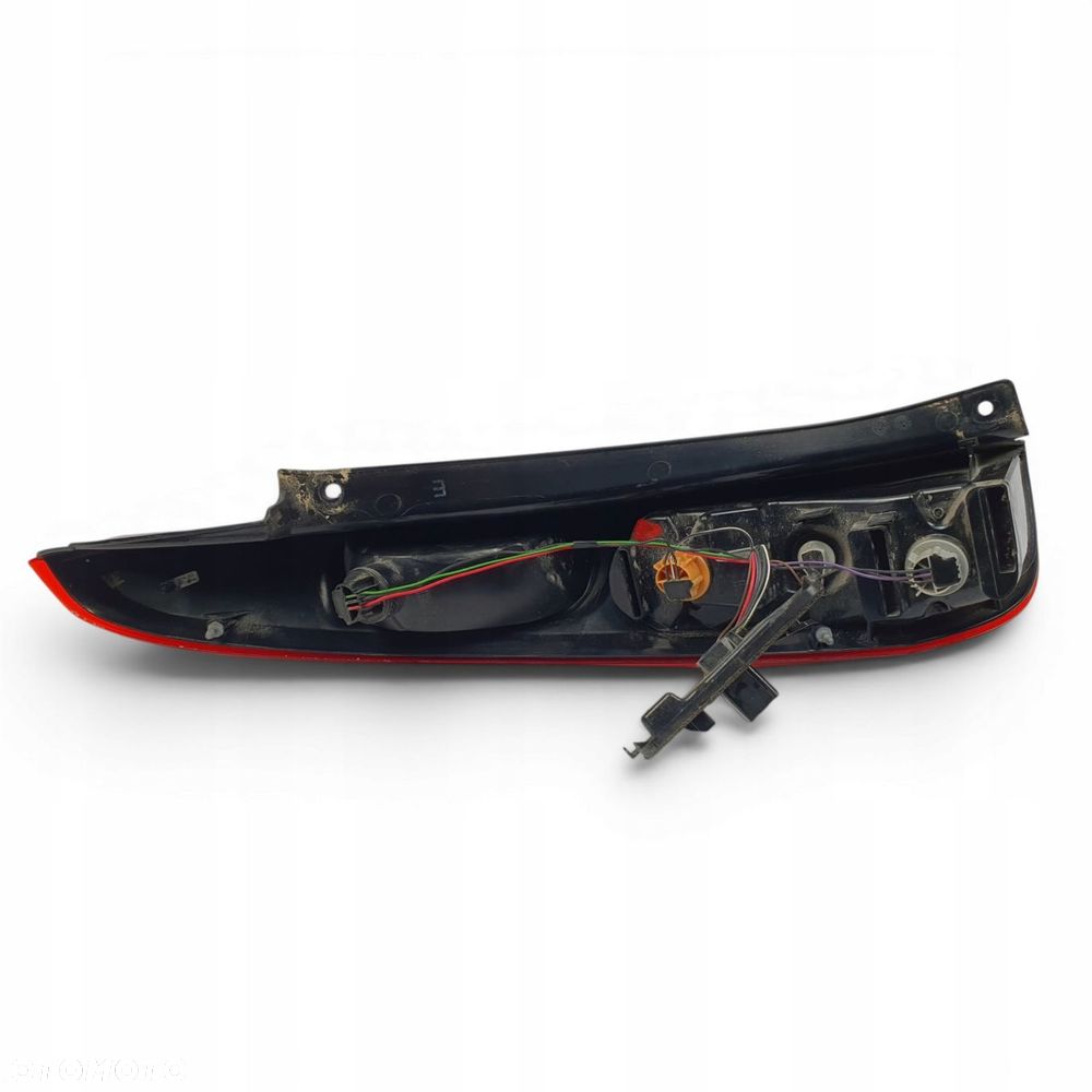 LAMPA PRAWA Ford Fiesta Mk6 VI lift 5D prawy tył tylna pasażera Europa - 6