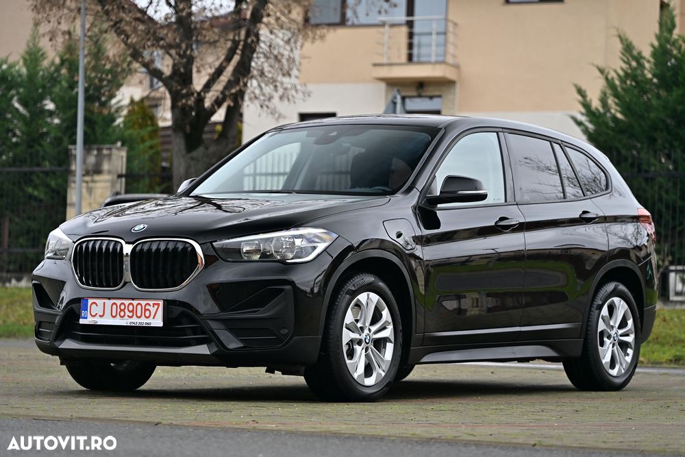 BMW X1 xDrive25e Advantage - 2