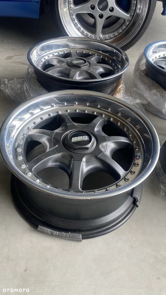 BBS RT 077 17" 8J - 4