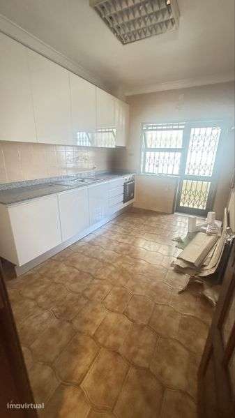 Moradia Vilar do Paraiso (Junqueira) - Grande imagem: 4/8